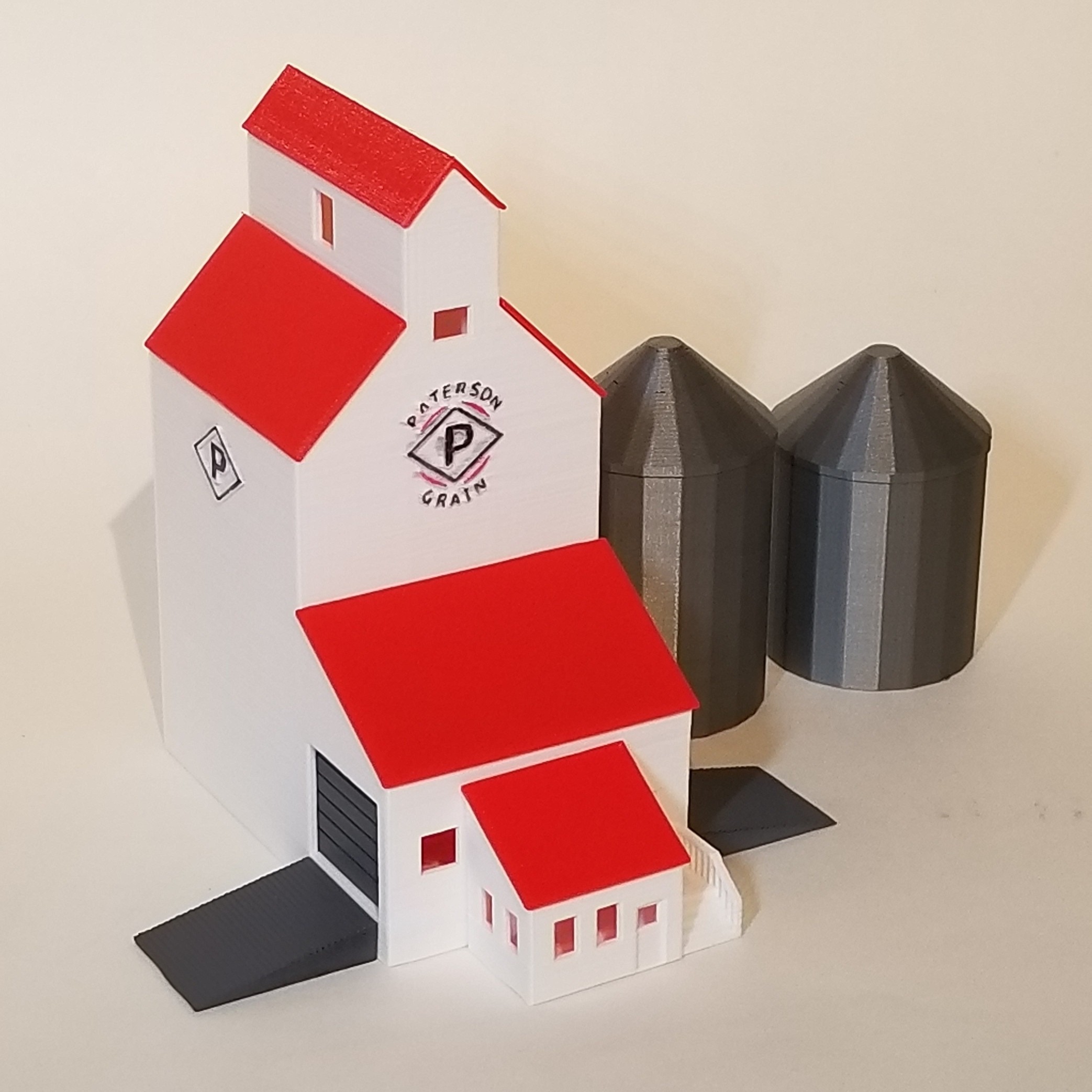3D file PREMIUM N Scale Grain Elevator (incl Silos)・3D printer design